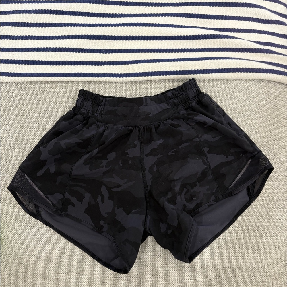 lululemon hotty hot Black Camo Shorts